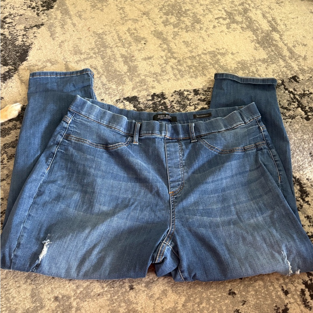 Judy Blue Medium Blue Boyfriend Jeans